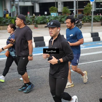 Runner Photo 4540315