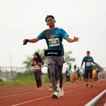 Runner Photo 4540353