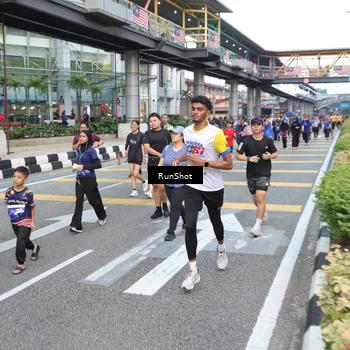 Runner Photo 4540638