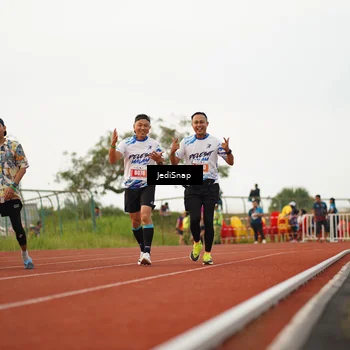 Runner Photo 4540675