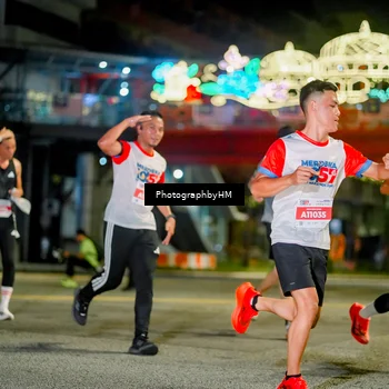 Runner Photo 4541020