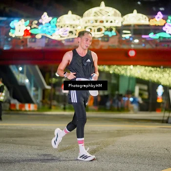 Runner Photo 4541093