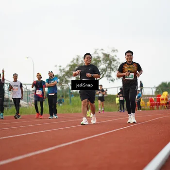 Runner Photo 4541110