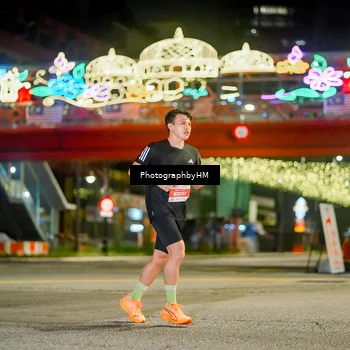 Runner Photo 4541168
