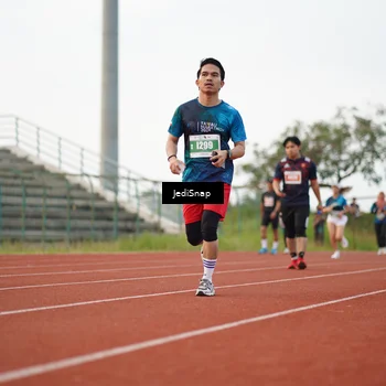 Runner Photo 4541309