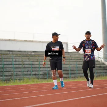 Runner Photo 4541433