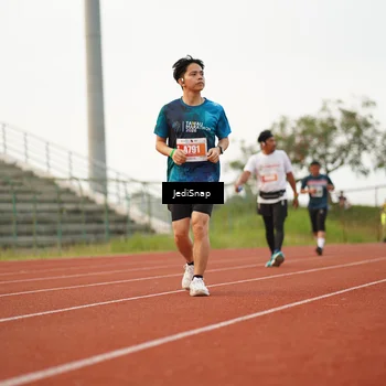 Runner Photo 4541452