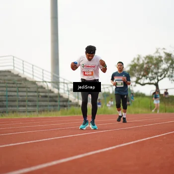 Runner Photo 4541458