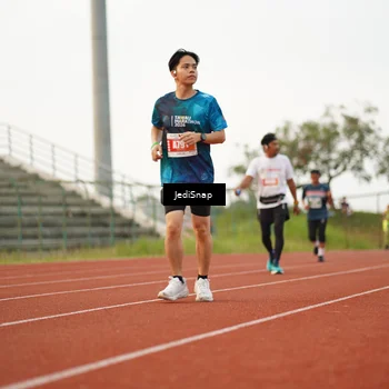 Runner Photo 4541460