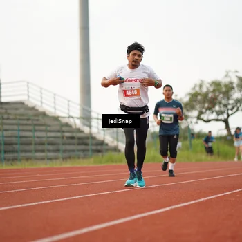 Runner Photo 4541467