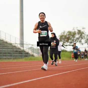 Runner Photo 4541665