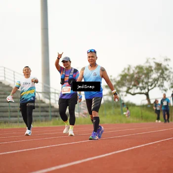 Runner Photo 4541798