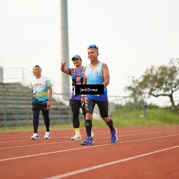 Runner Photo 4541800