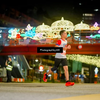 Runner Photo 4541822