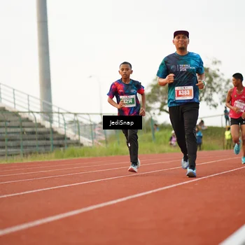 Runner Photo 4541902