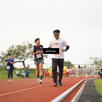 Runner Photo 4541979