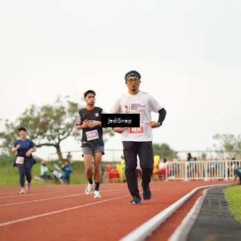 Runner Photo 4541983