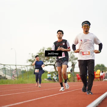 Runner Photo 4541991