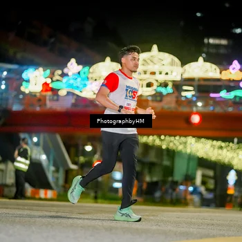 Runner Photo 4542112