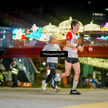Runner Photo 4542157