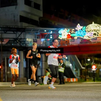 Runner Photo 4542351