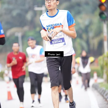 Runner Photo 4542354