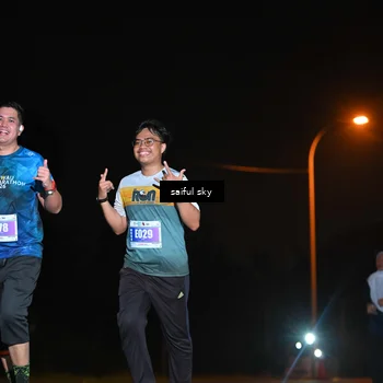 Runner Photo 4542371