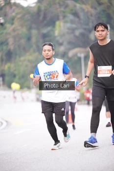 Runner Photo 4542493