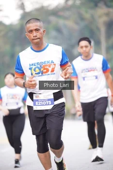 Runner Photo 4542497