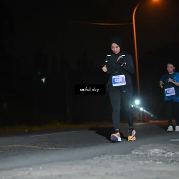 Runner Photo 4542505