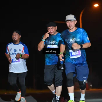 Runner Photo 4542517
