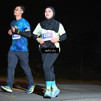 Runner Photo 4542536