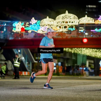 Runner Photo 4542654