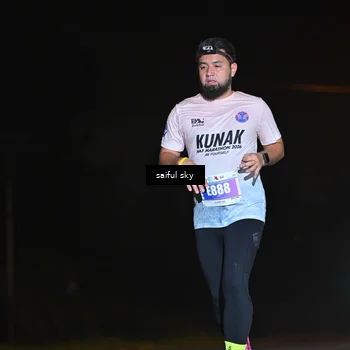Runner Photo 4542765