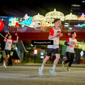 Runner Photo 4542873