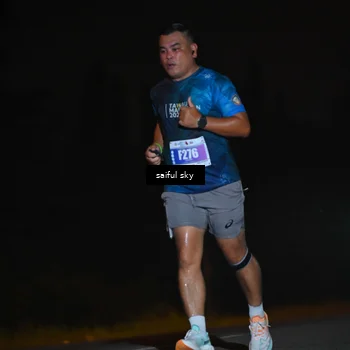 Runner Photo 4542875