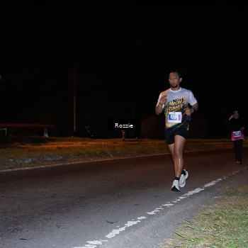 Runner Photo 4543032