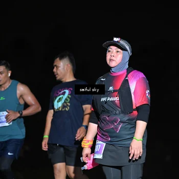 Runner Photo 4543060