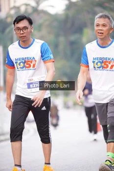Runner Photo 4543093