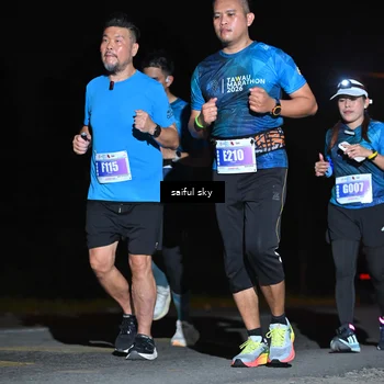 Runner Photo 4543377