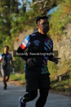 Runner Photo 4543433