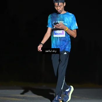 Runner Photo 4543469
