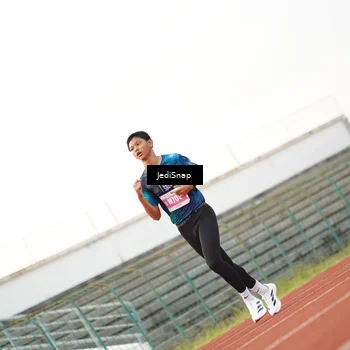 Runner Photo 4543575