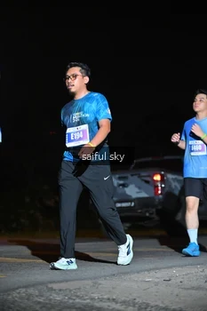Runner Photo 4543634
