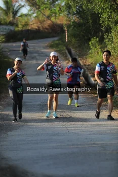 Runner Photo 4543666