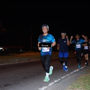Runner Photo 4543690