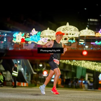 Runner Photo 4543715