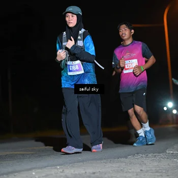 Runner Photo 4543755
