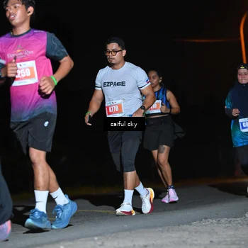 Runner Photo 4543756