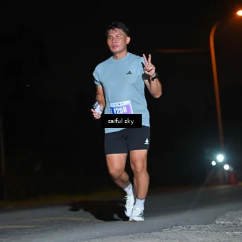 Runner Photo 4543811